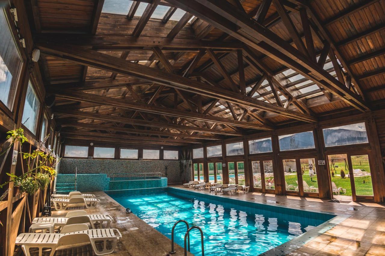 Thermal Hotel Seven Seasons بانيا المظهر الخارجي الصورة