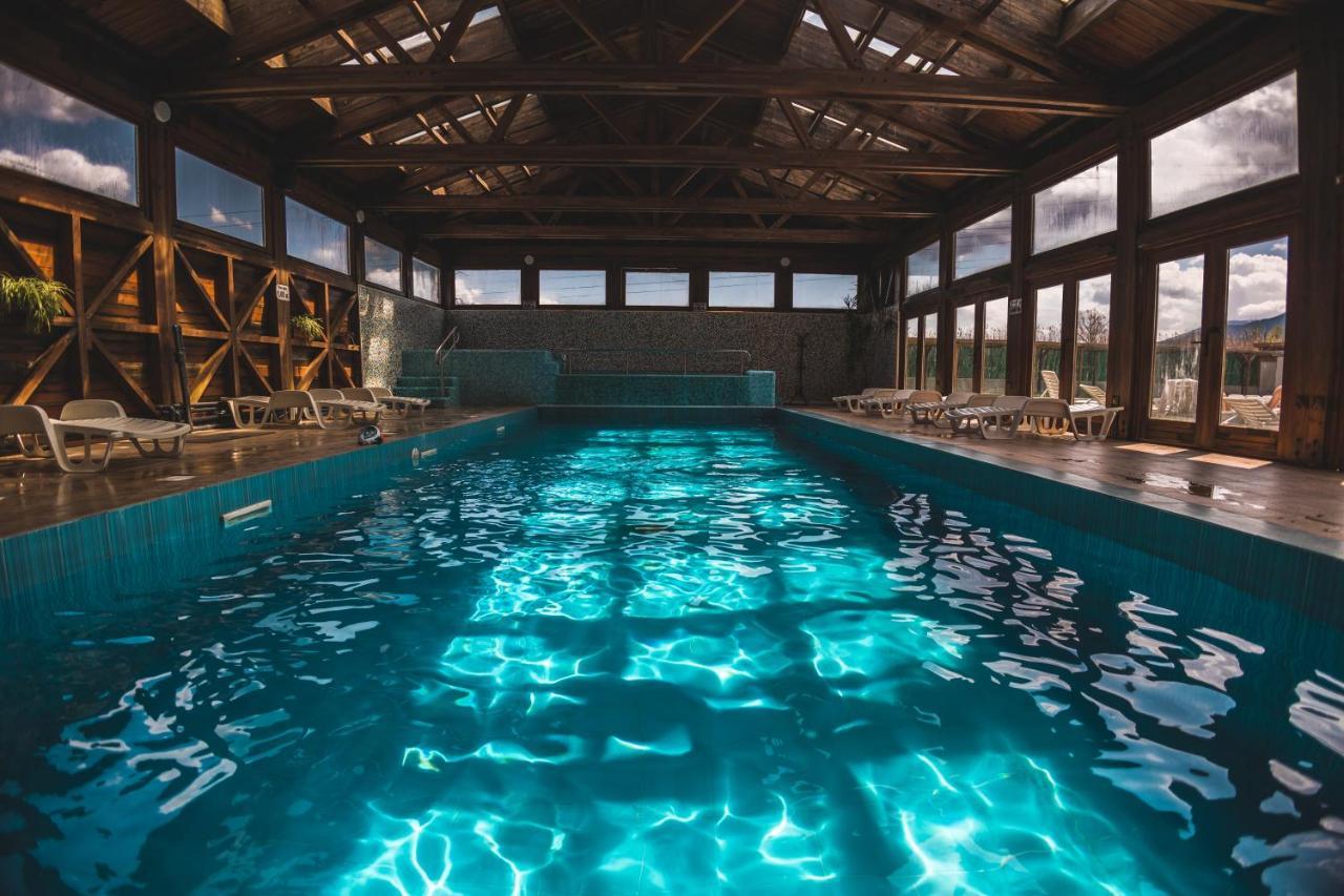 Thermal Hotel Seven Seasons بانيا المظهر الخارجي الصورة