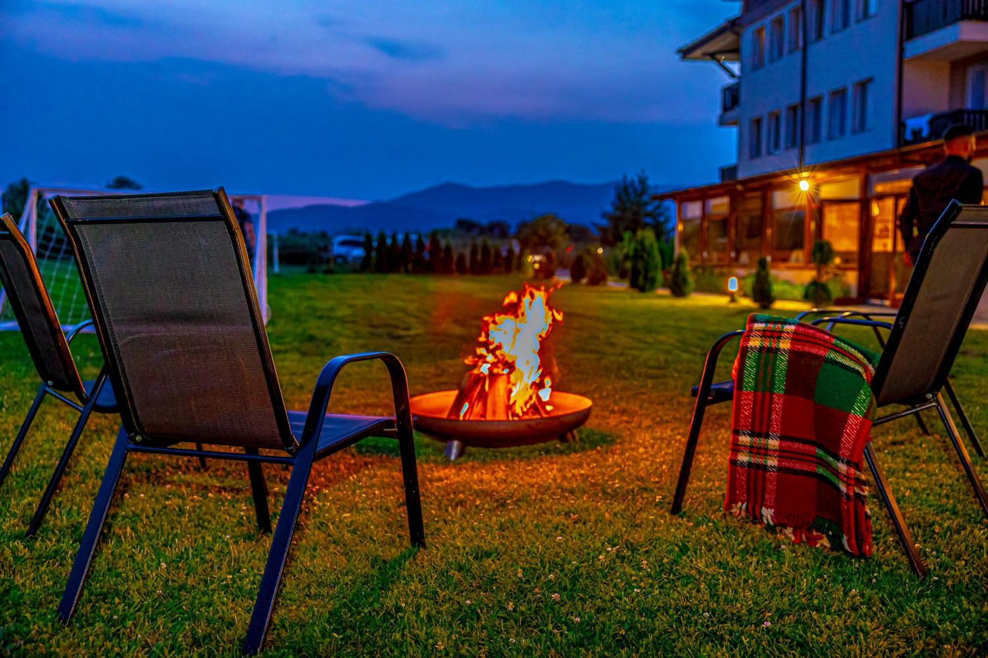 Thermal Hotel Seven Seasons بانيا المظهر الخارجي الصورة