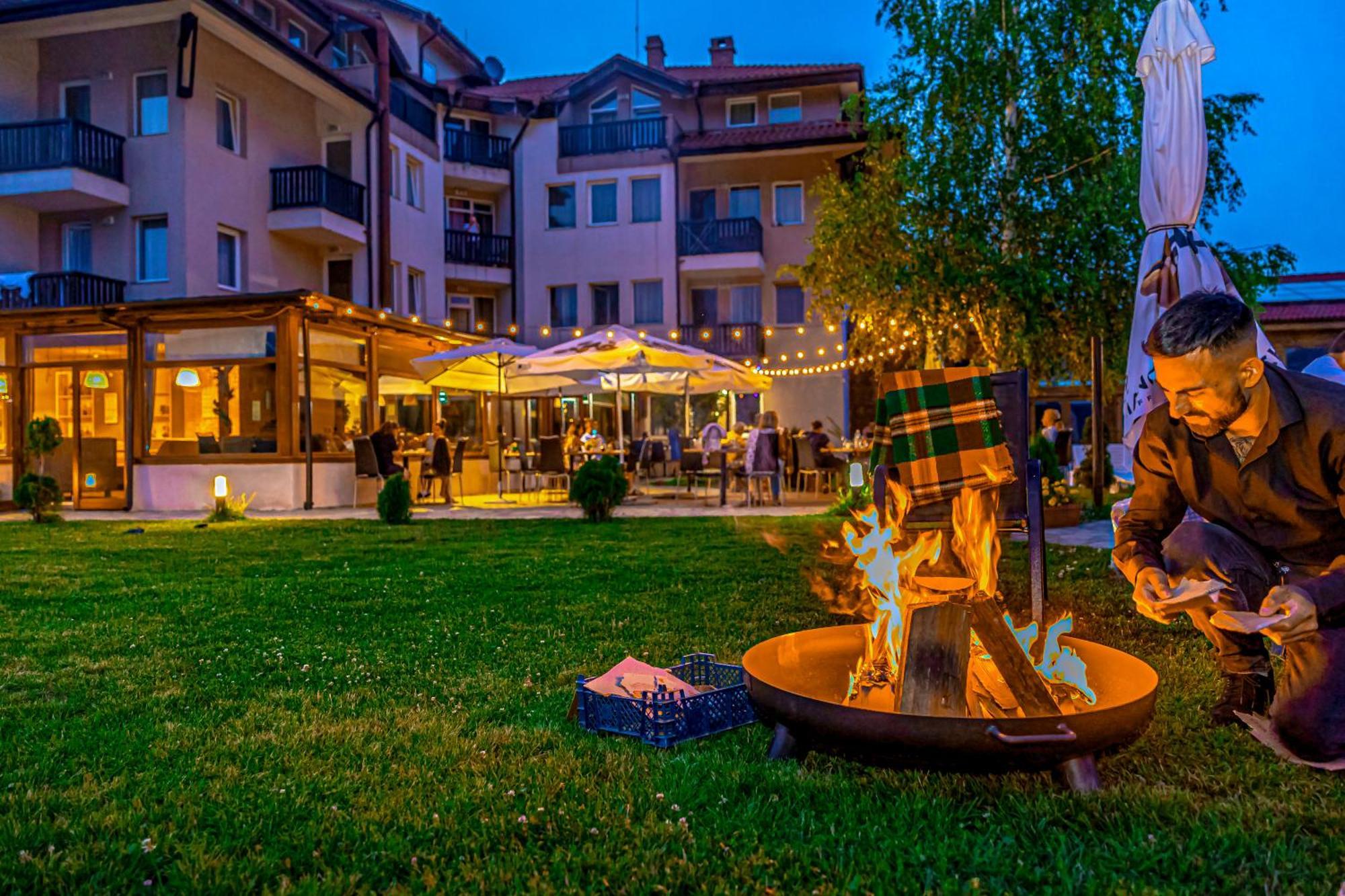 Thermal Hotel Seven Seasons بانيا المظهر الخارجي الصورة