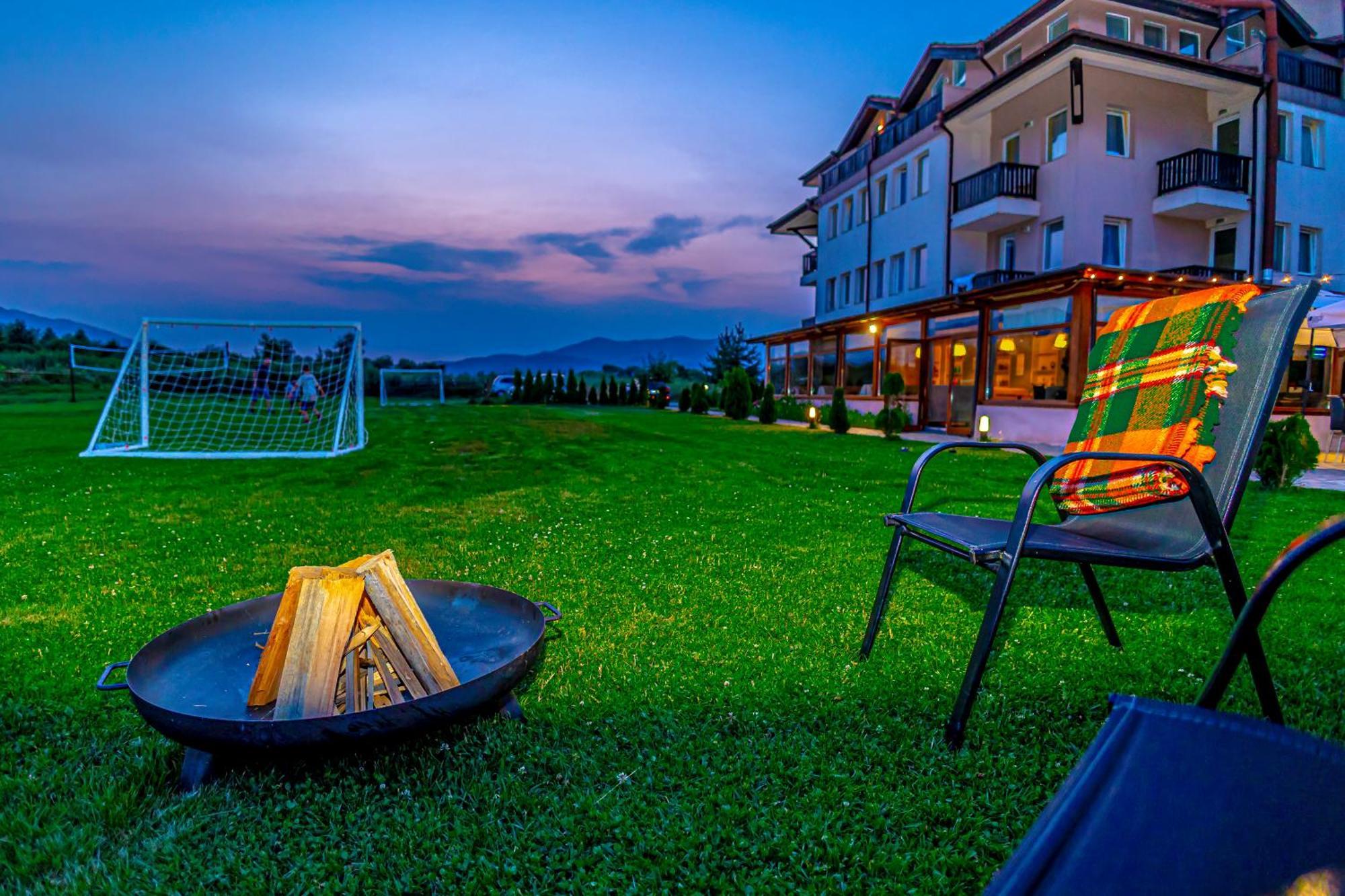 Thermal Hotel Seven Seasons بانيا المظهر الخارجي الصورة
